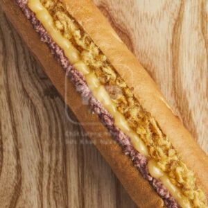 Bánh mì que Pate chà bông béo thơm đượm vị